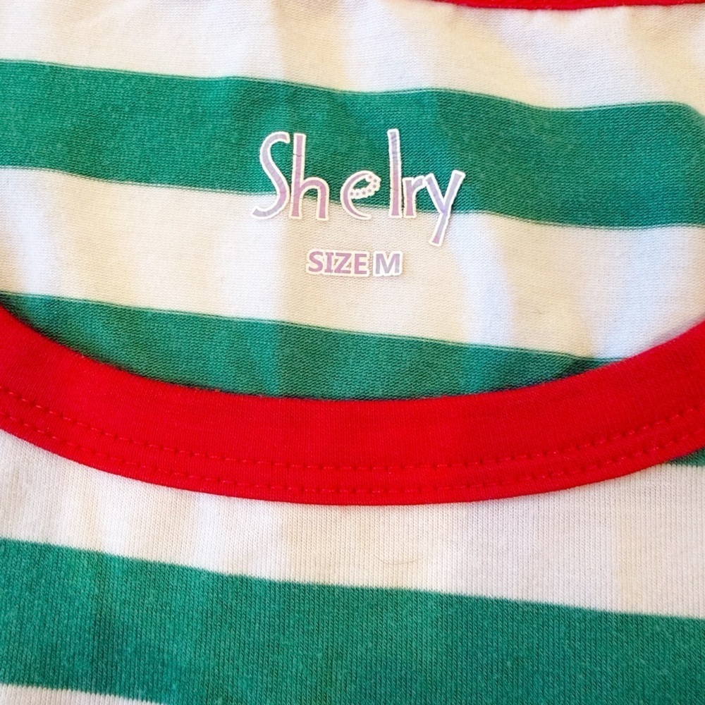 Women’s Christmas Pajama Set - Picture 4 of 8